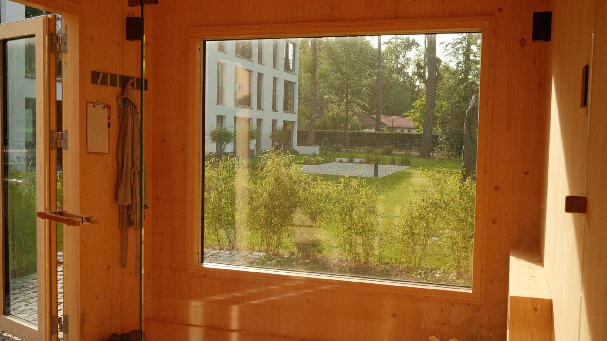 Bluestar Am Storkower Inkl Badesteg Und Gartensauna Apartment *